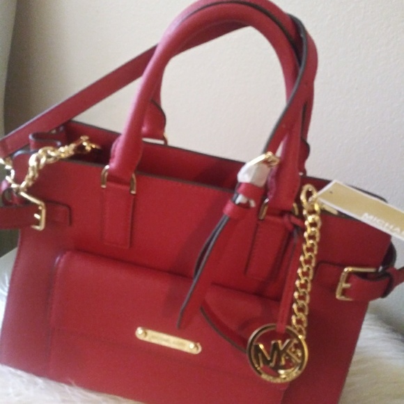 Mk purse down TO ONLY $125.00!!!! - Picture 3 of 4